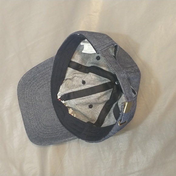 Friends blue embroidered baseball cap - Picture 2 of 4